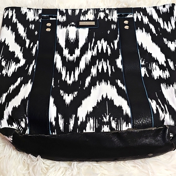 MICHE Bags Miche Macy Demi Shell Canvas White & Black - Picture 5 of 5